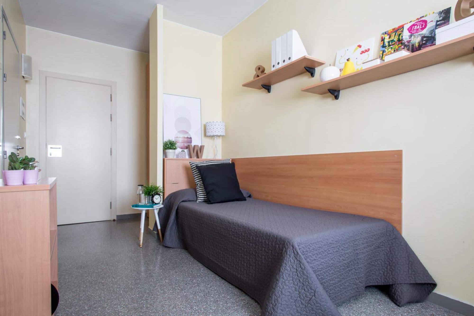 Resa Emperador Carlos V Hostal *